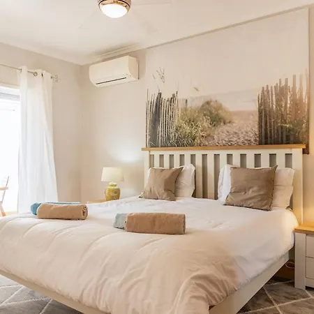 Harmonious&well Decorated T3 Apartment *